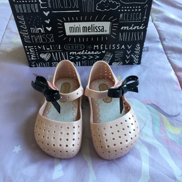 Mini Melissa Shoes - Picture 3 of 5